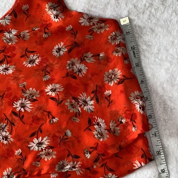 Orange sleeveless floral crop top (M) - Picture 2 of 6